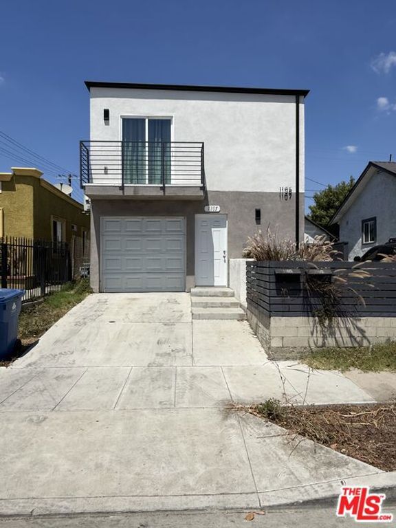 1105 E 103rd Place, Los Angeles, CA 90002
