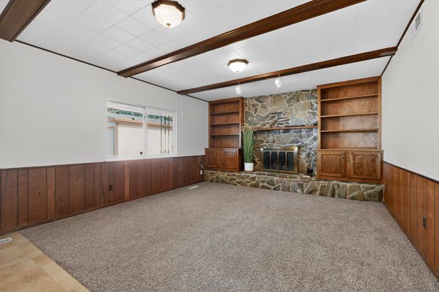 7005 Del Oso Court NE, Albuquerque, NM 87109