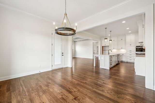 1900 Martha Washington Way, Murfreesboro, TN 37130