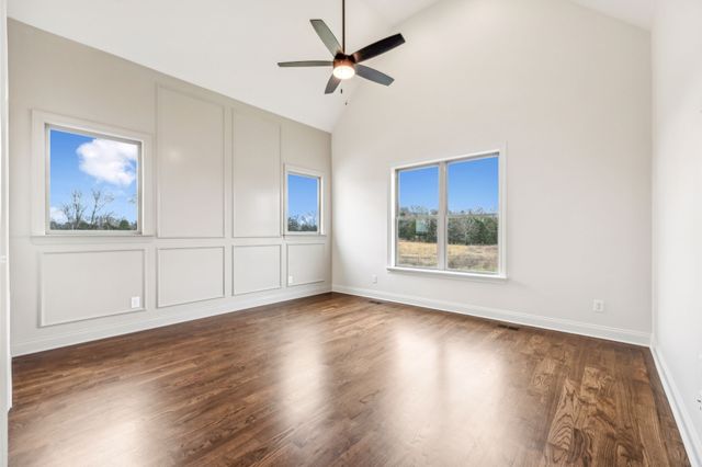 1900 Martha Washington Way, Murfreesboro, TN 37130