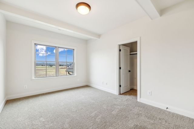 1900 Martha Washington Way, Murfreesboro, TN 37130