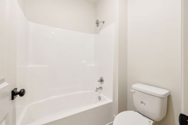 1900 Martha Washington Way, Murfreesboro, TN 37130