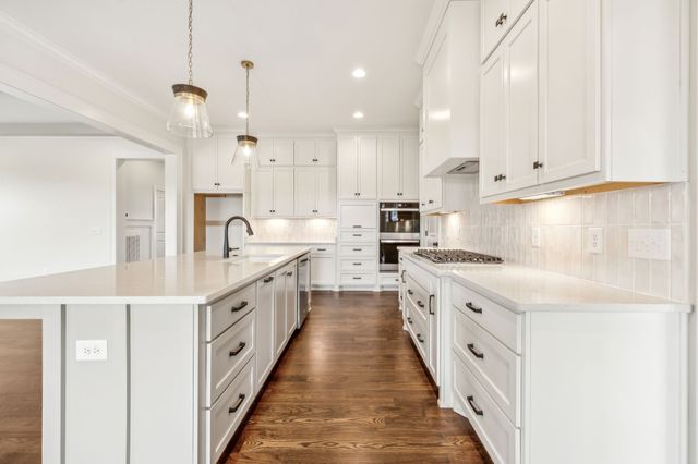 1900 Martha Washington Way, Murfreesboro, TN 37130