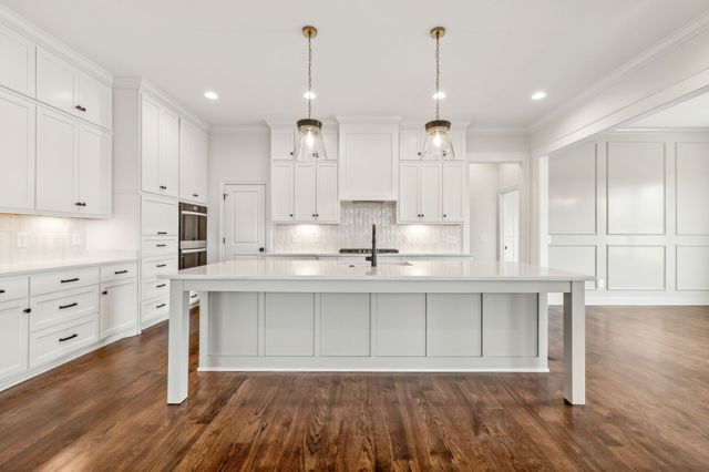 1900 Martha Washington Way, Murfreesboro, TN 37130