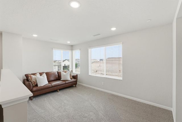 503 Cathedral Court S, Madera, CA 93636