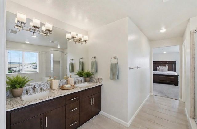 503 Cathedral Court S, Madera, CA 93636