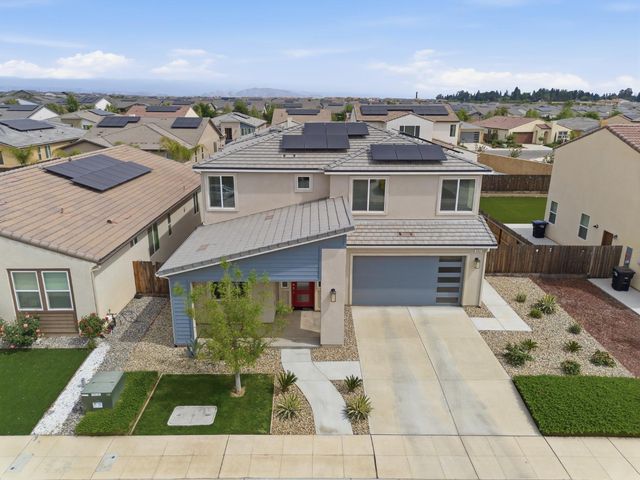 503 Cathedral Court S, Madera, CA 93636