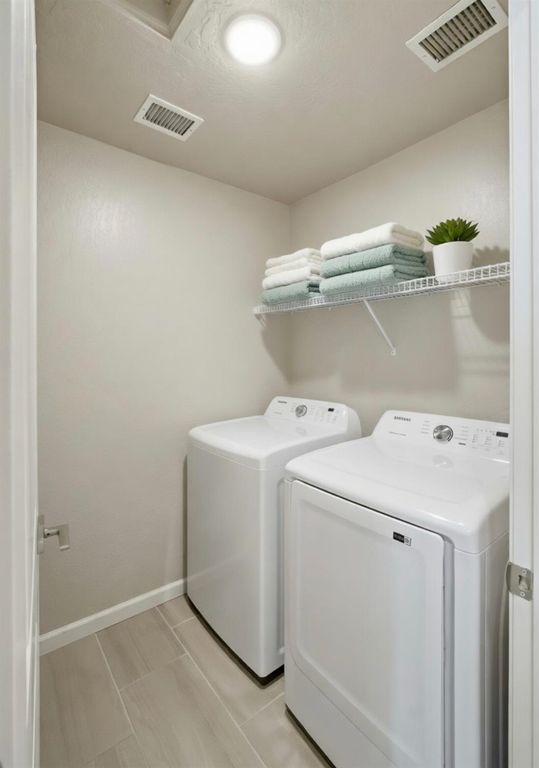 Image 32 of property listing at 503 Cathedral Court S, Madera, CA 93636