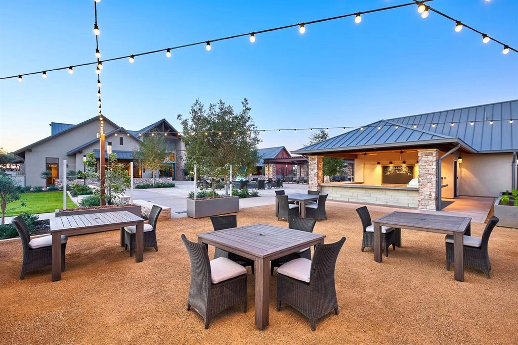 Image 53 of property listing at 503 Cathedral Court S, Madera, CA 93636