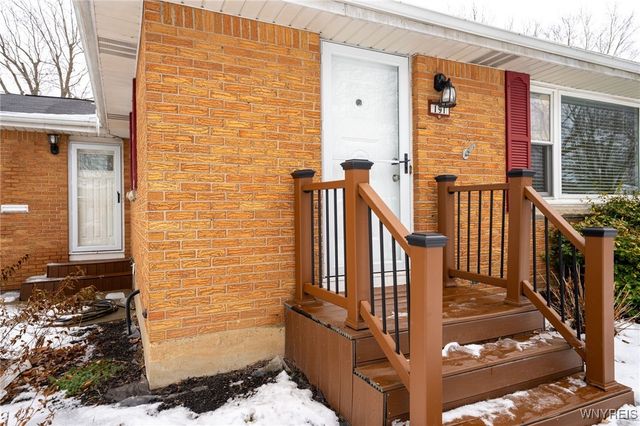 191 Clearfield Drive, Amherst, NY 14221