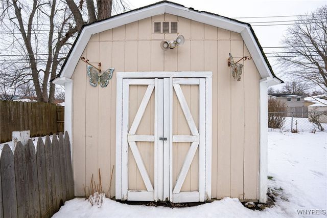 191 Clearfield Drive, Amherst, NY 14221