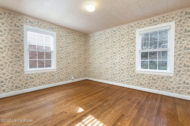 2358 Carlton Terrace, Louisville, KY 40205