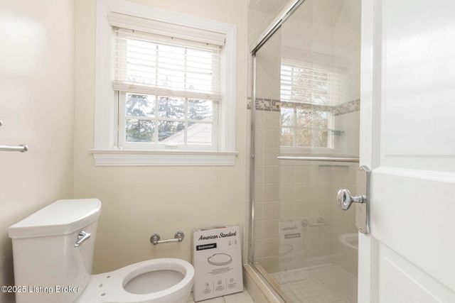 2358 Carlton Terrace, Louisville, KY 40205