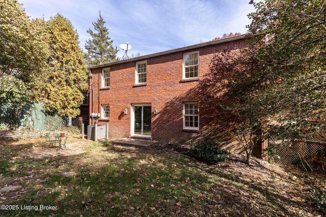 2358 Carlton Terrace, Louisville, KY 40205