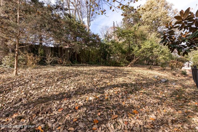 2358 Carlton Terrace, Louisville, KY 40205