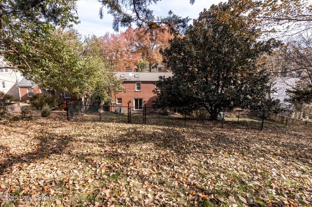 2358 Carlton Terrace, Louisville, KY 40205