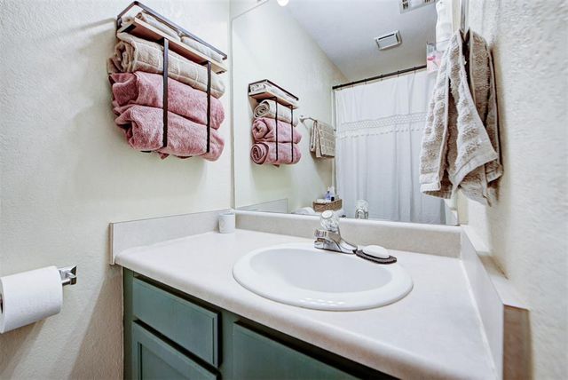 3005 Pinecrest Street, Norman, OK 73071