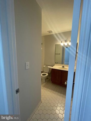 7 MIZZEN CT, Annapolis, MD 21403