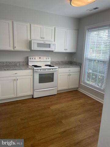 7 MIZZEN CT, Annapolis, MD 21403