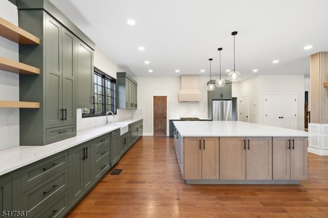 803 Marshall Rd, River Vale Twp., NJ 07675