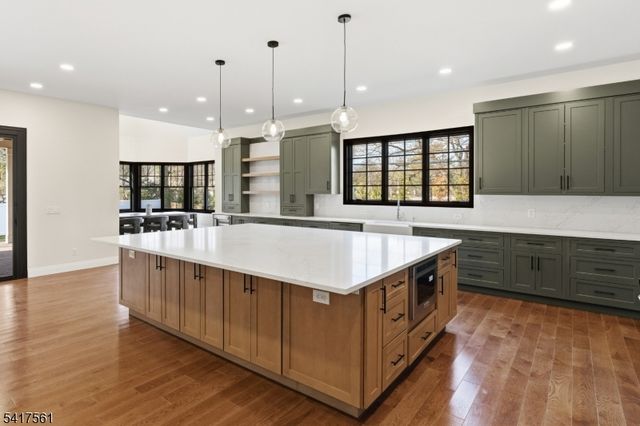 803 Marshall Rd, River Vale Twp., NJ 07675