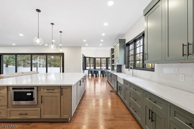 803 Marshall Rd, River Vale Twp., NJ 07675