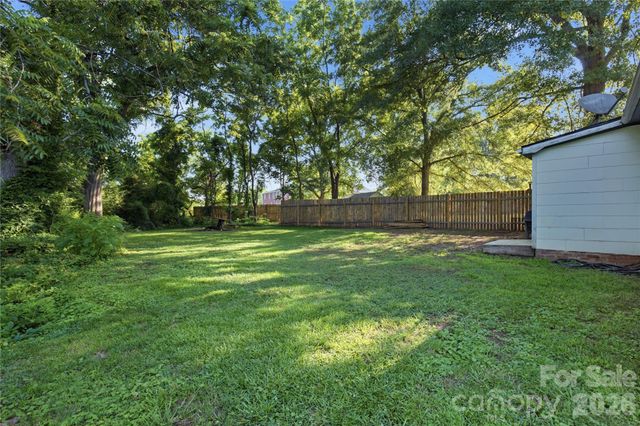 126 Phillips Drive, Forest City, NC 28043