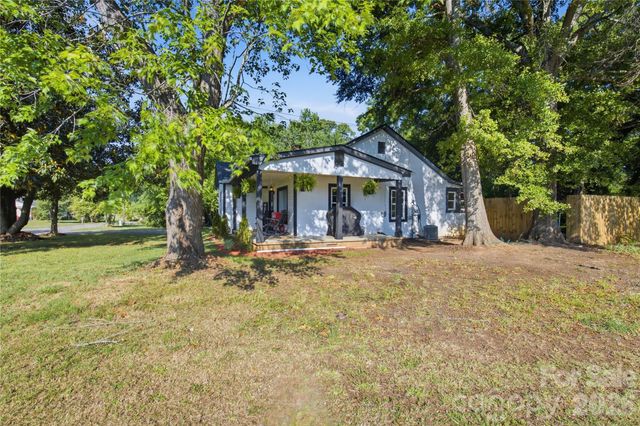 126 Phillips Drive, Forest City, NC 28043