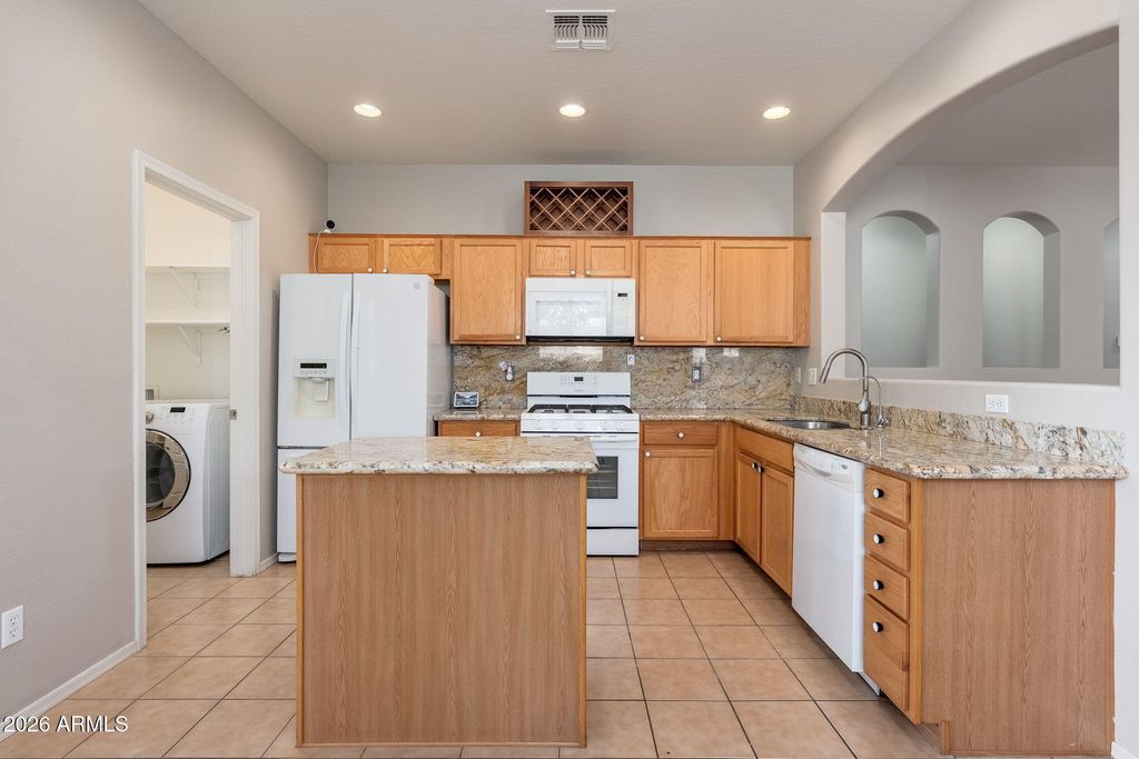 19121 N VENTANA Lane, Maricopa, AZ 85138 — photo 3