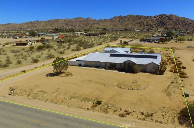 17389 Central Road, Apple Valley, CA 92307