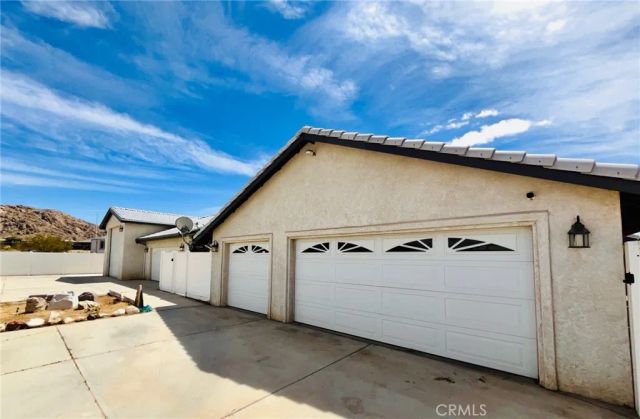 17389 Central Road, Apple Valley, CA 92307