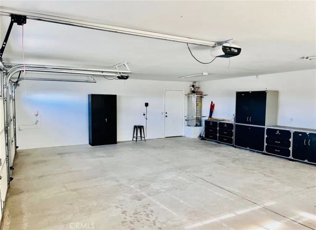 17389 Central Road, Apple Valley, CA 92307