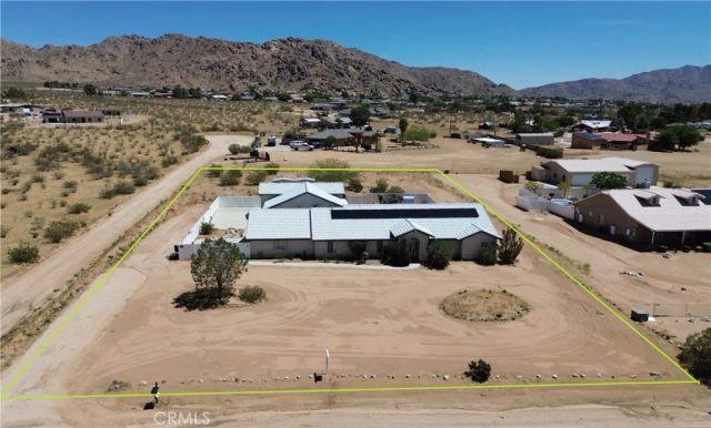 17389 Central Road, Apple Valley, CA 92307