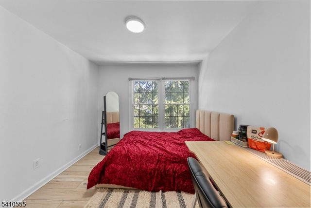 34 Hillsborough Ct, Rockaway Twp., NJ 07866