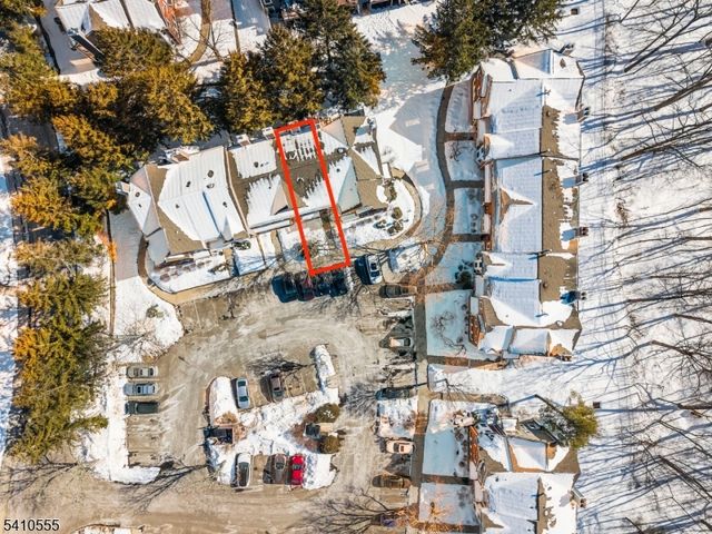 34 Hillsborough Ct, Rockaway Twp., NJ 07866