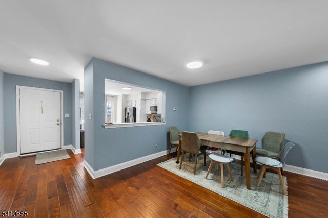 34 Hillsborough Ct, Rockaway Twp., NJ 07866