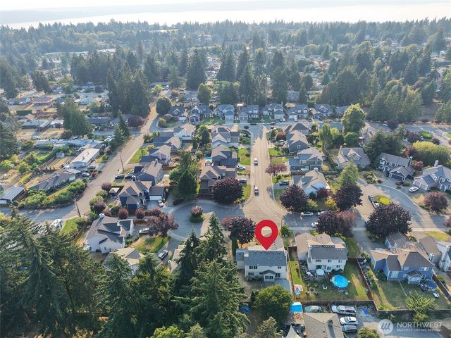 19500 6th Avenue S, Des Moines, WA 98148