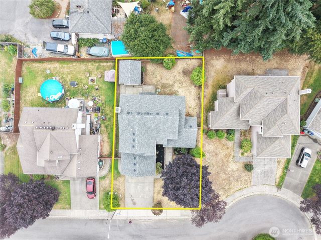 19500 6th Avenue S, Des Moines, WA 98148