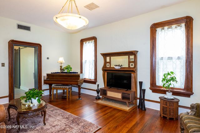 33 OLD MISSION Avenue, St. Augustine, FL 32084