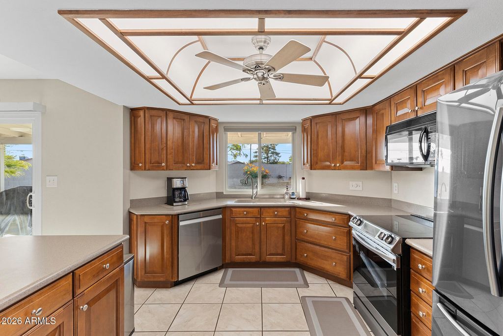 1846 W TARO Lane, Phoenix, AZ 85027 — photo 5