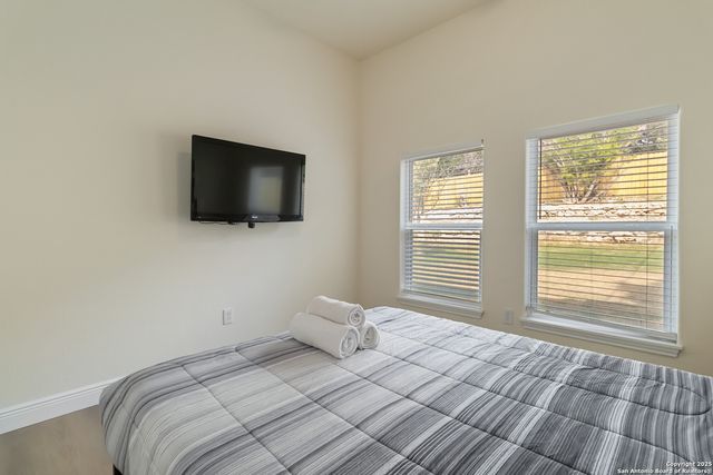 567 Hummingbird, Canyon Lake, TX 78133