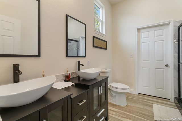 567 Hummingbird, Canyon Lake, TX 78133