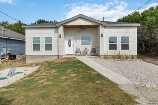 567 Hummingbird, Canyon Lake, TX 78133