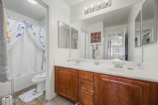 7705 S 69TH Drive, Laveen, AZ 85339