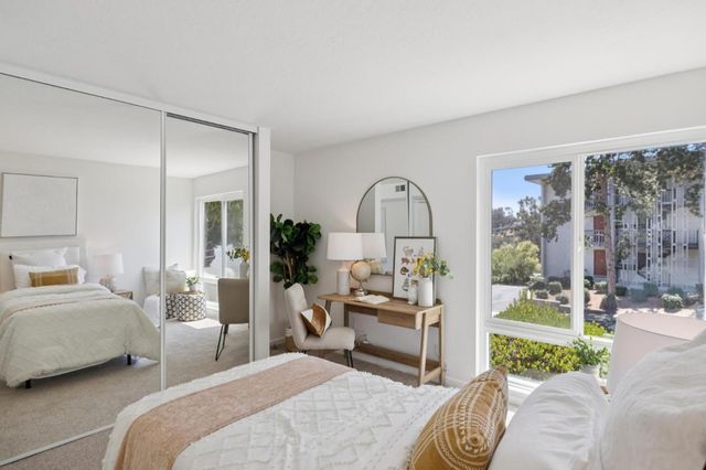 1101 Continentals Way 112, Belmont, CA 94002