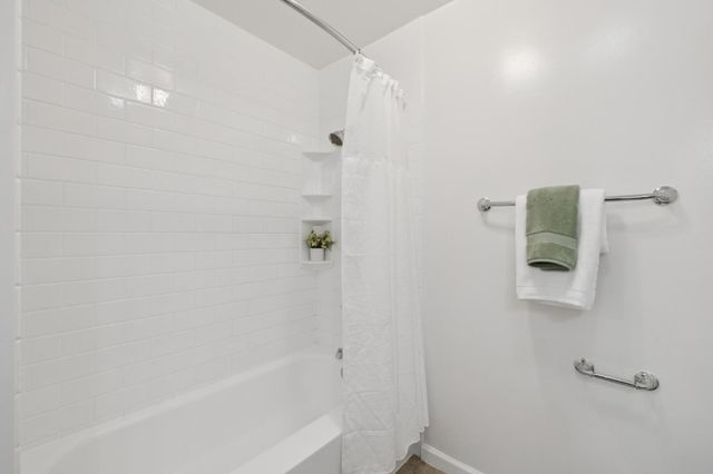 1101 Continentals Way 112, Belmont, CA 94002