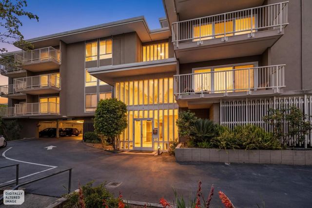 1101 Continentals Way 112, Belmont, CA 94002