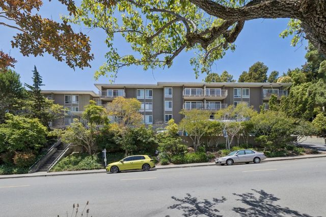 1101 Continentals Way 112, Belmont, CA 94002