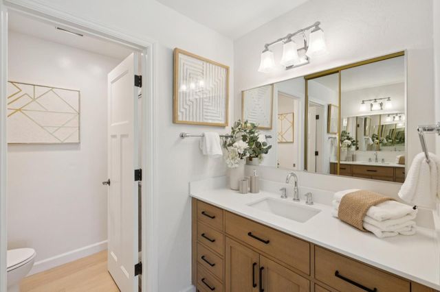 1101 Continentals Way 112, Belmont, CA 94002