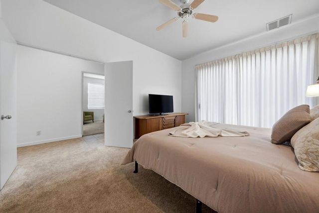 149 Rainbird Circle, Palm Desert, CA 92211